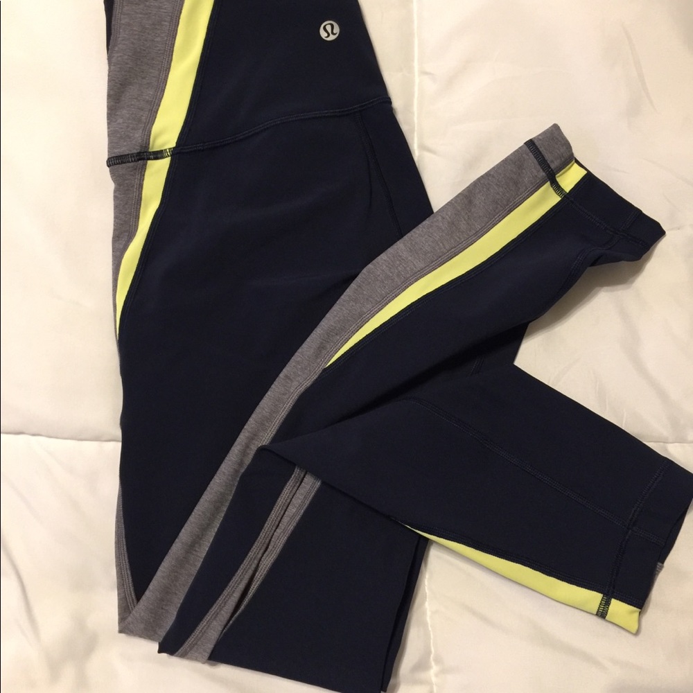 Lululemon Kick Sweat Serve Tight Size 6